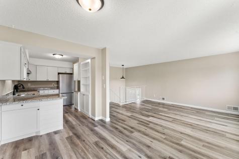 1621 W 140th Street Burnsville MN 55337
