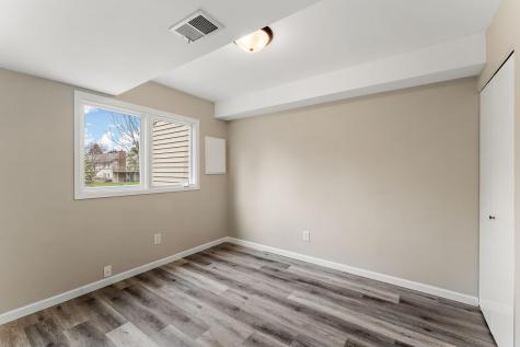1621 W 140th Street Burnsville MN 55337