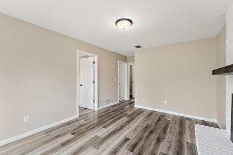 1621 W 140th Street Burnsville MN 55337