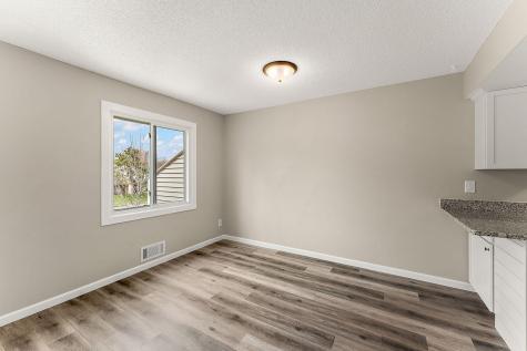 1621 W 140th Street Burnsville MN 55337