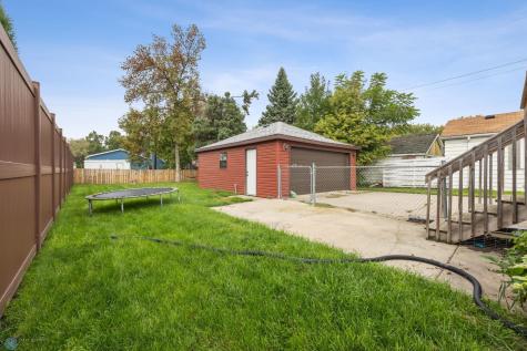 221 15th Street N Moorhead MN 56560