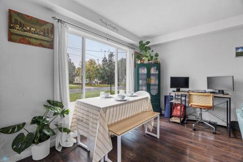 221 15th Street N Moorhead MN 56560