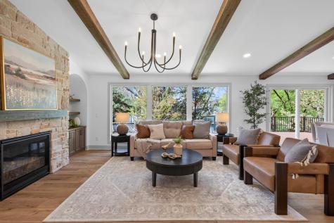5400 Malibu Drive Edina MN 55436