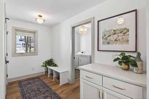 5400 Malibu Drive Edina MN 55436