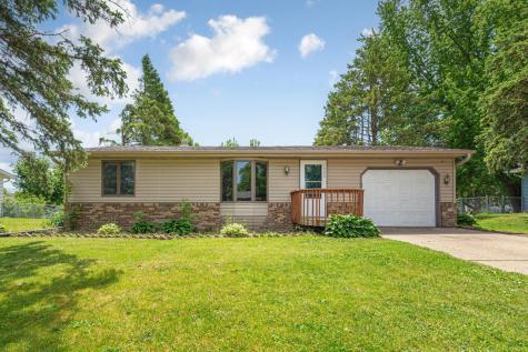 1323 Greenwood Place Faribault MN 55021