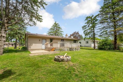 1323 Greenwood Place Faribault MN 55021