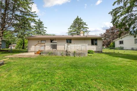 1323 Greenwood Place Faribault MN 55021