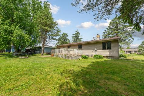1323 Greenwood Place Faribault MN 55021
