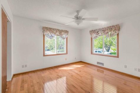1375 Balsam Street E Eagan MN 55123