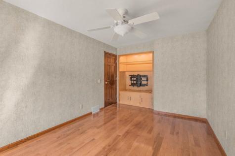 1375 Balsam Street E Eagan MN 55123
