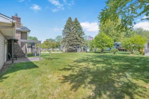 1375 Balsam Street E Eagan MN 55123
