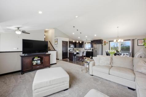 1102 6th Avenue NE Dilworth MN 56529