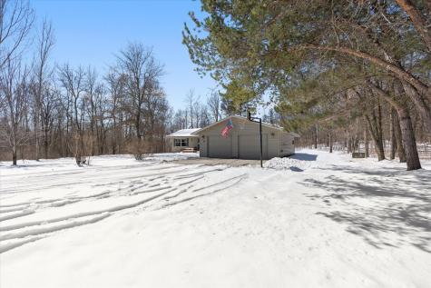5057 County 40 NW Hackensack MN 56452