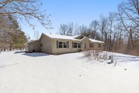5057 County 40 NW Hackensack MN 56452