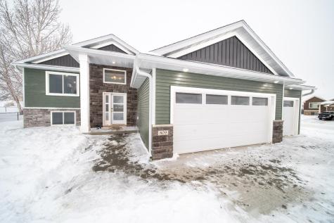 809 5th Avenue NW Dodge Center MN 55927