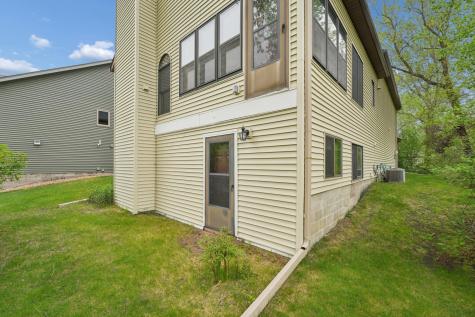 5700 Willow Trail Shoreview MN 55126