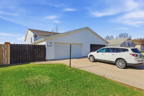 3108 Dakota Park Circle S Fargo ND 58104