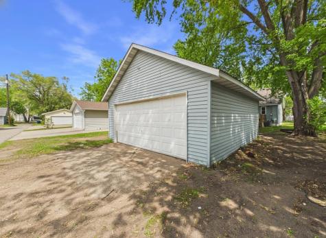 433 30th Avenue N Saint Cloud MN 56303