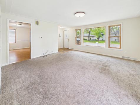 433 30th Avenue N Saint Cloud MN 56303