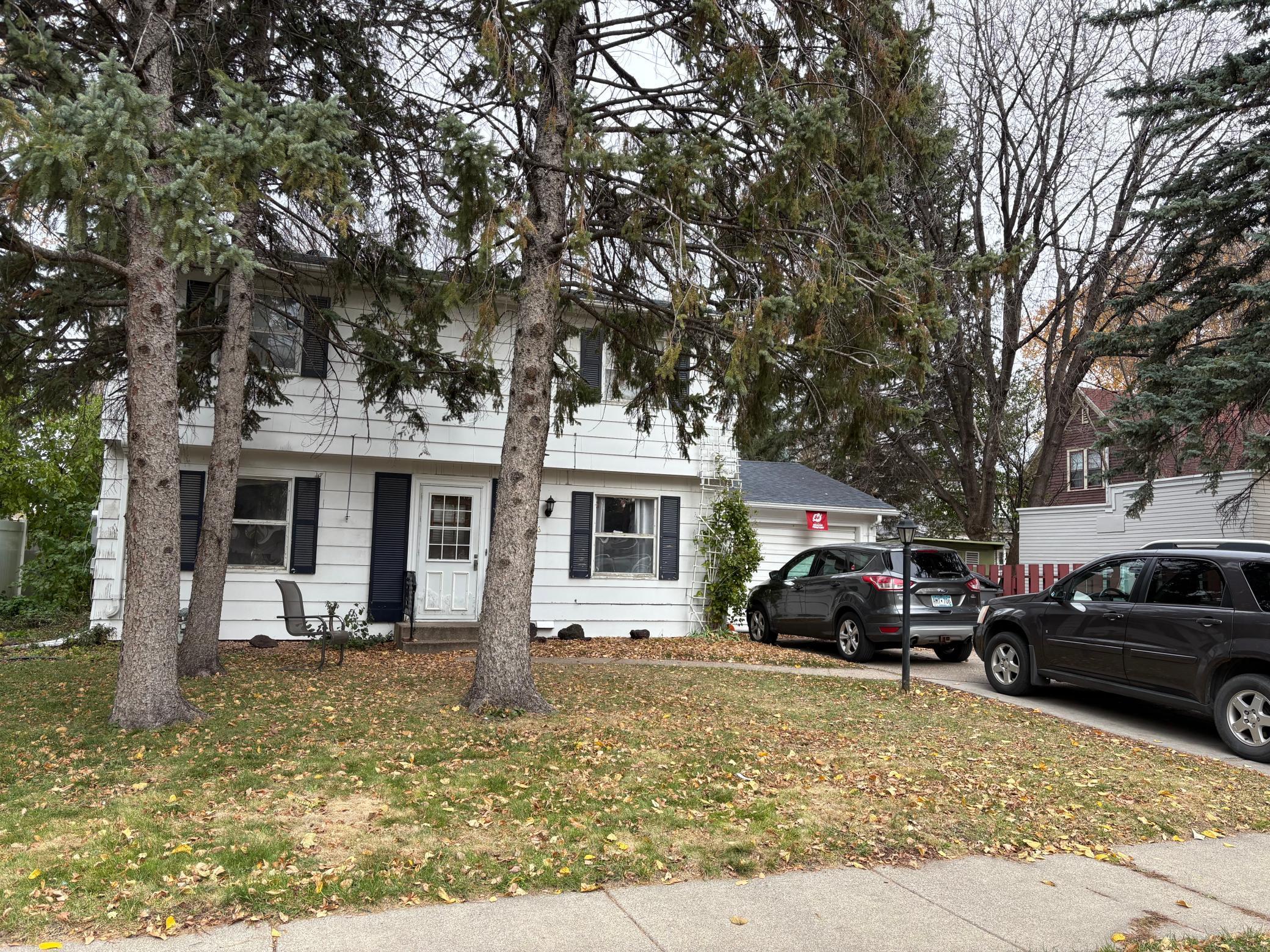 816 7th Avenue S Moorhead MN 56560