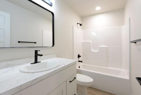 1018 3rd Avenue N Moorhead MN 56560