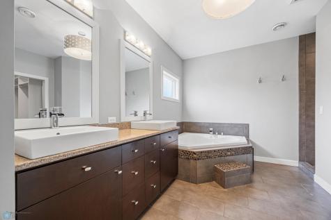 4337 66th Street S Fargo ND 58104