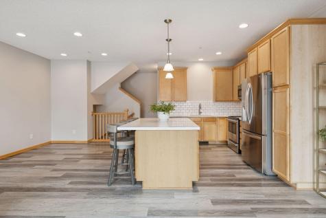 4675 Victor Path Hugo MN 55038
