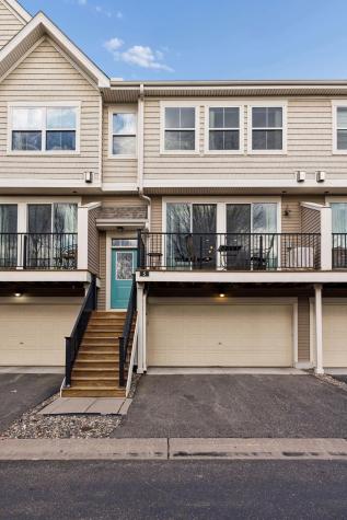 4675 Victor Path Hugo MN 55038