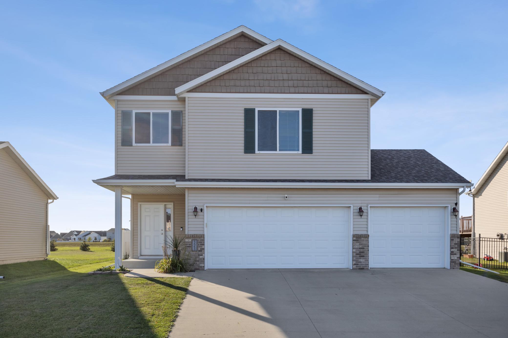 5565 27 Street S Fargo ND 58104