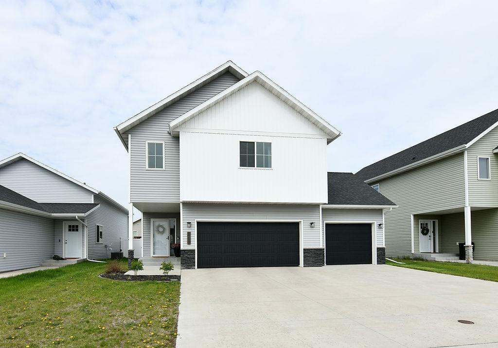 7345 23rd Street S Fargo ND 58104