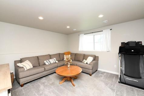 7345 23rd Street S Fargo ND 58104