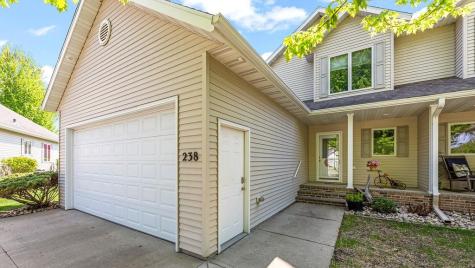 238 15th Avenue N Fargo ND 58102