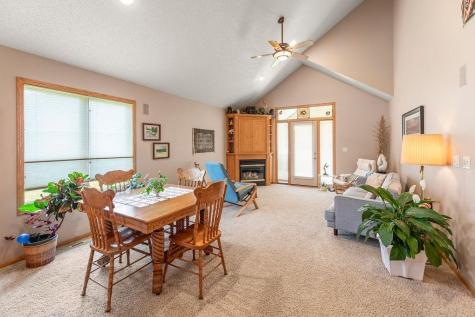 238 15th Avenue N Fargo ND 58102