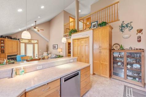 238 15th Avenue N Fargo ND 58102