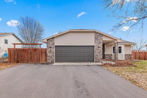 13665 Xavis Street NW Andover MN 55304