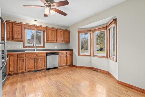13665 Xavis Street NW Andover MN 55304