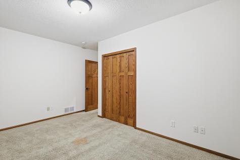 1554 Lincoln Park Drive South Saint Paul MN 55075