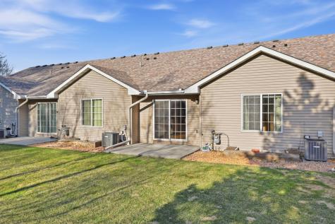 1554 Lincoln Park Drive South Saint Paul MN 55075