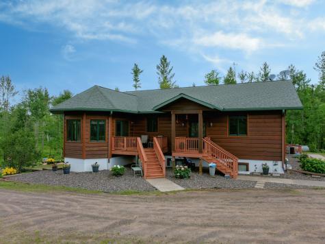 N5020 Red Pine Trail Spooner WI 54801