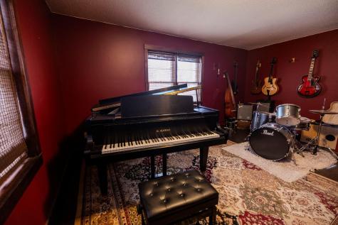 507 W 11th Street Morris MN 56267