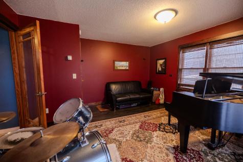 507 W 11th Street Morris MN 56267