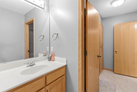 4695 138th Street W Apple Valley MN 55124