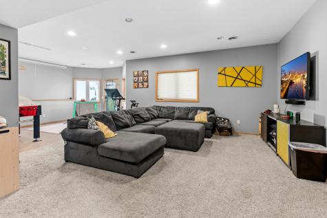 4695 138th Street W Apple Valley MN 55124