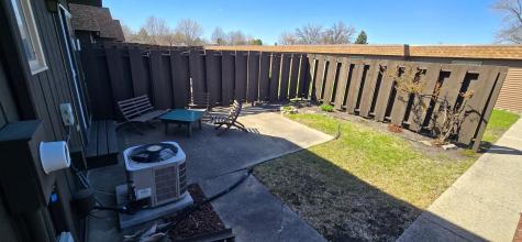 1402 E Gateway Circle S Fargo ND 58103
