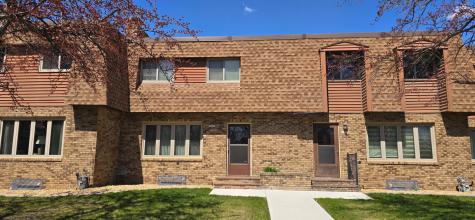 1402 E Gateway Circle S Fargo ND 58103