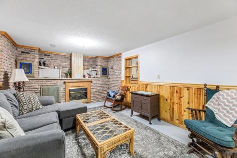 1366 Lorrai Drive Winona MN 55987