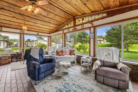 1366 Lorrai Drive Winona MN 55987