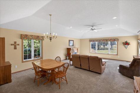 11615 Parkview Drive Becker MN 55308