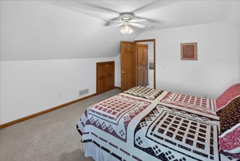 11615 Parkview Drive Becker MN 55308