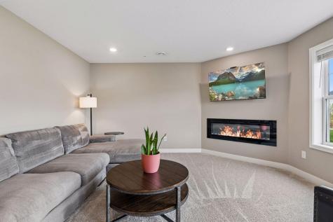 2125 Bay Drive Lino Lakes MN 55038